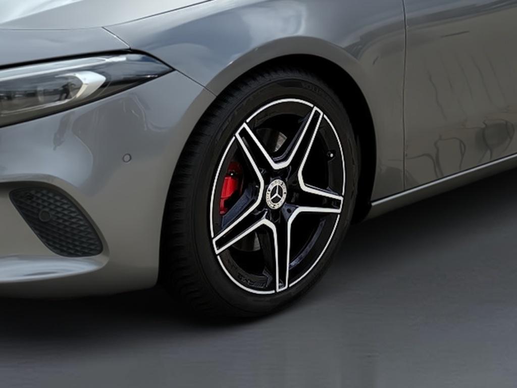 Mercedes-Benz A 220 d MULTIBEAM+MEMORY+AMBIENTE+PANO-SHD+NAVI