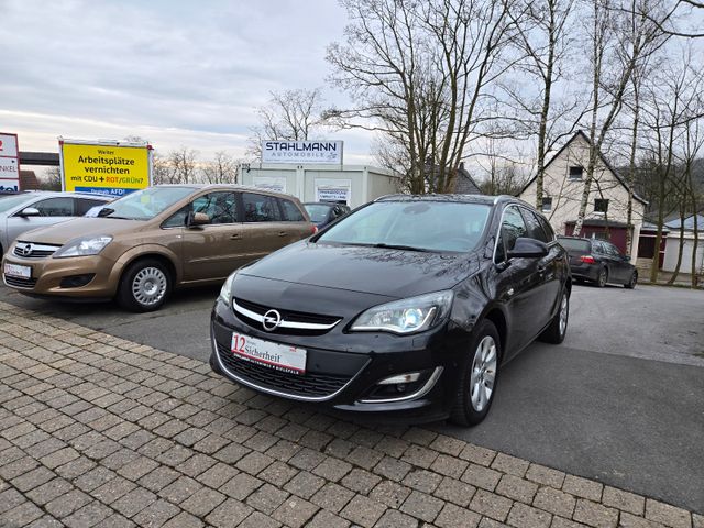 Opel Astra J Sports Tourer Exklusiv S.Dach Tempo. Nav