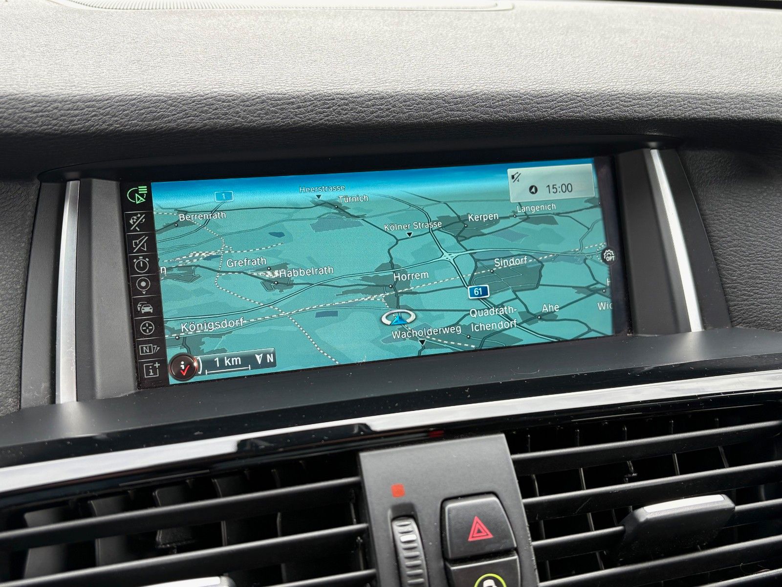 Fahrzeugabbildung BMW X3 xDrive35d Sport-Aut. M SPORTPAKET Navi Leder