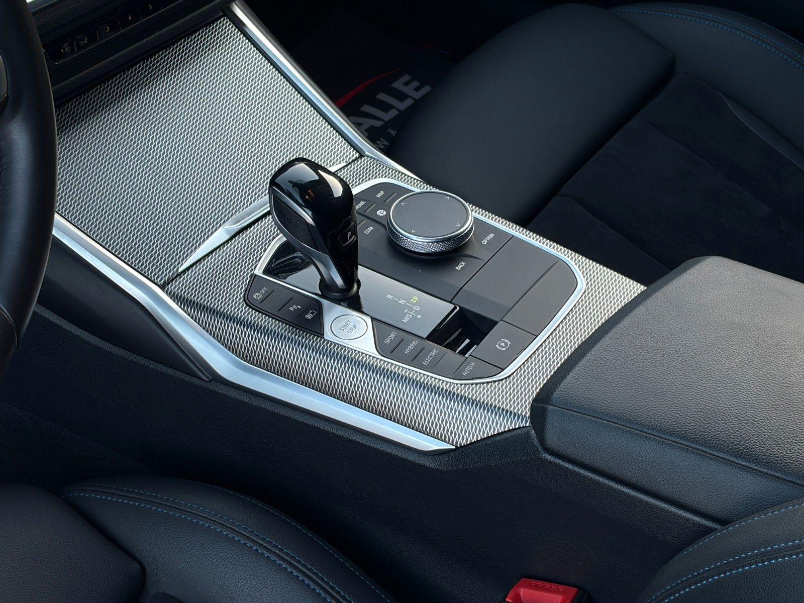 Fahrzeugabbildung BMW 320e G21 Touring M Sport Galvanik Akustik HiFi