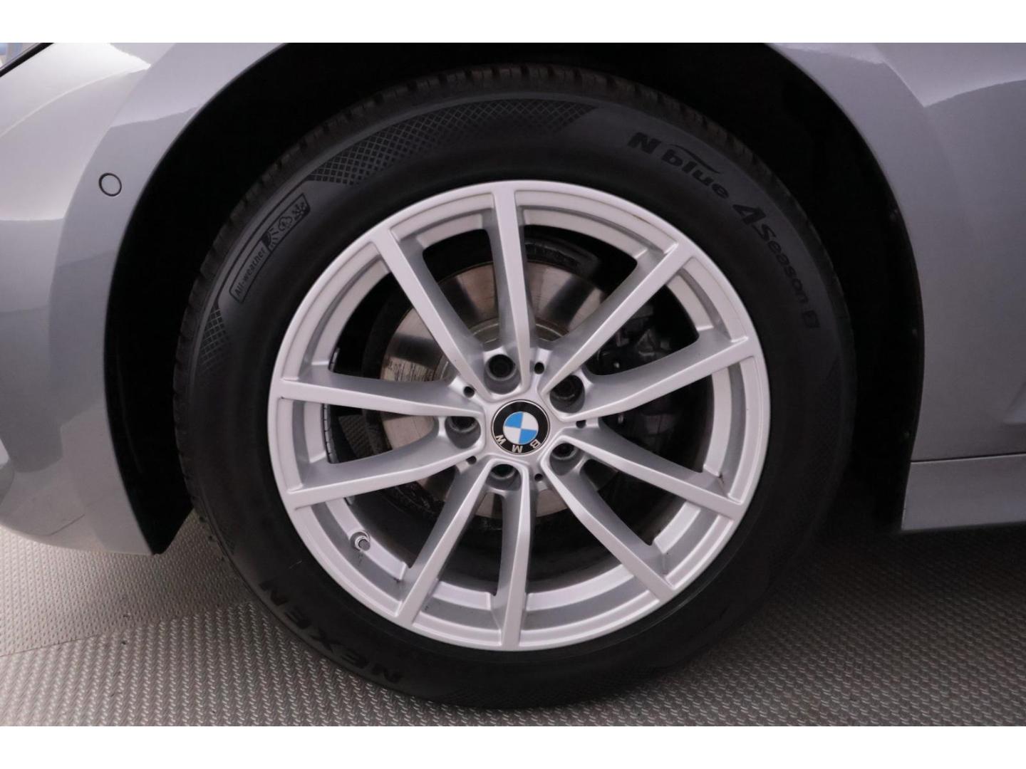 BMW 3 Series i Touring Steptronic+LED+NAVI+VIRTUAL+KAMERA, миниатюра 14