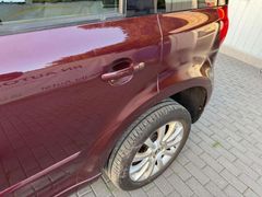 Fahrzeugabbildung Skoda Yeti Panorama AHK PDC NAVI