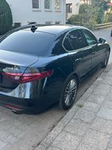 Alfa Romeo Giulia 2.0 Turbo 16V 147kW AT8 Lusso Ti Lusso Ti - Alfa Romeo Giulia Gebrauchtwagen