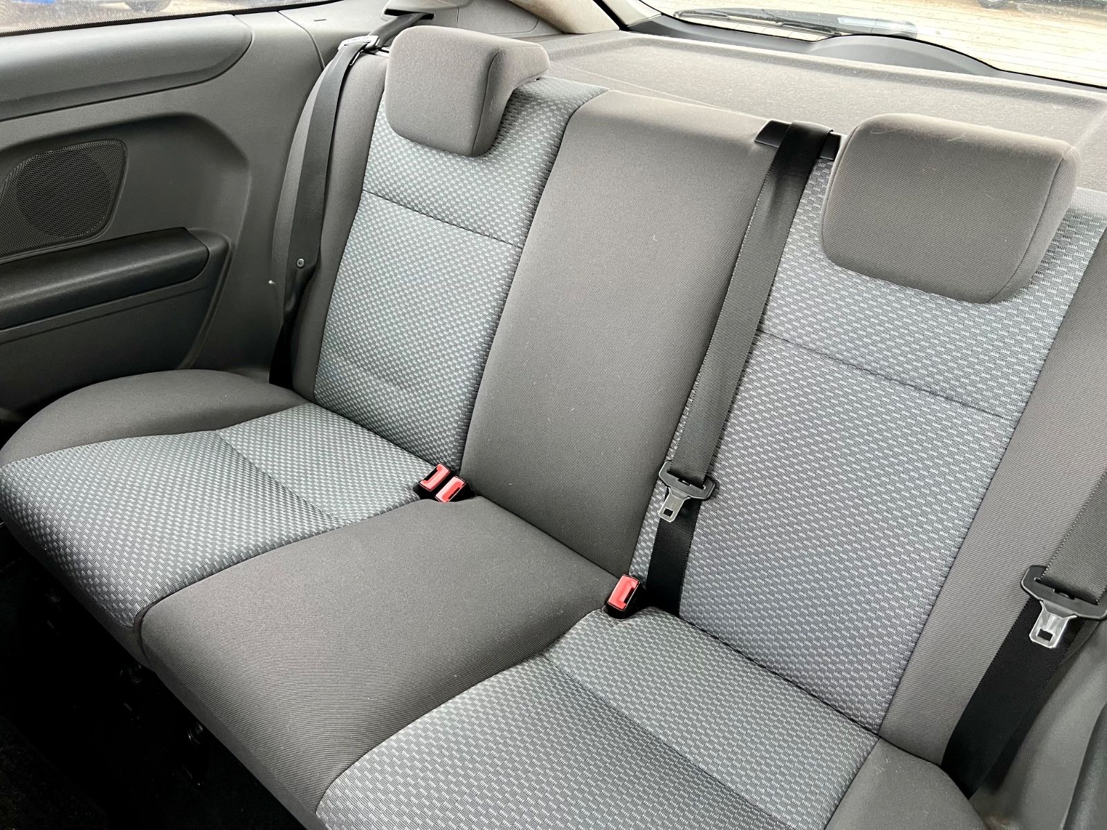 FORD Focus KLIMA SHZ NSW RADIO TEMPOMAT