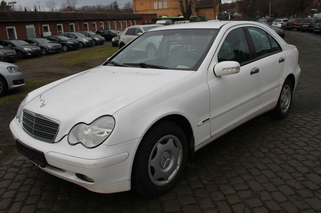 Angebot ansehen Mercedes-Benz C 180