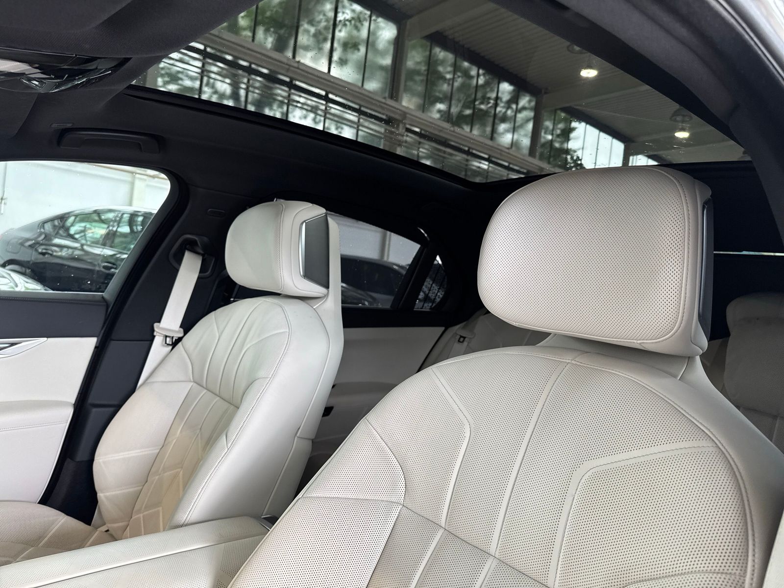 BMW i7 - Bild 22