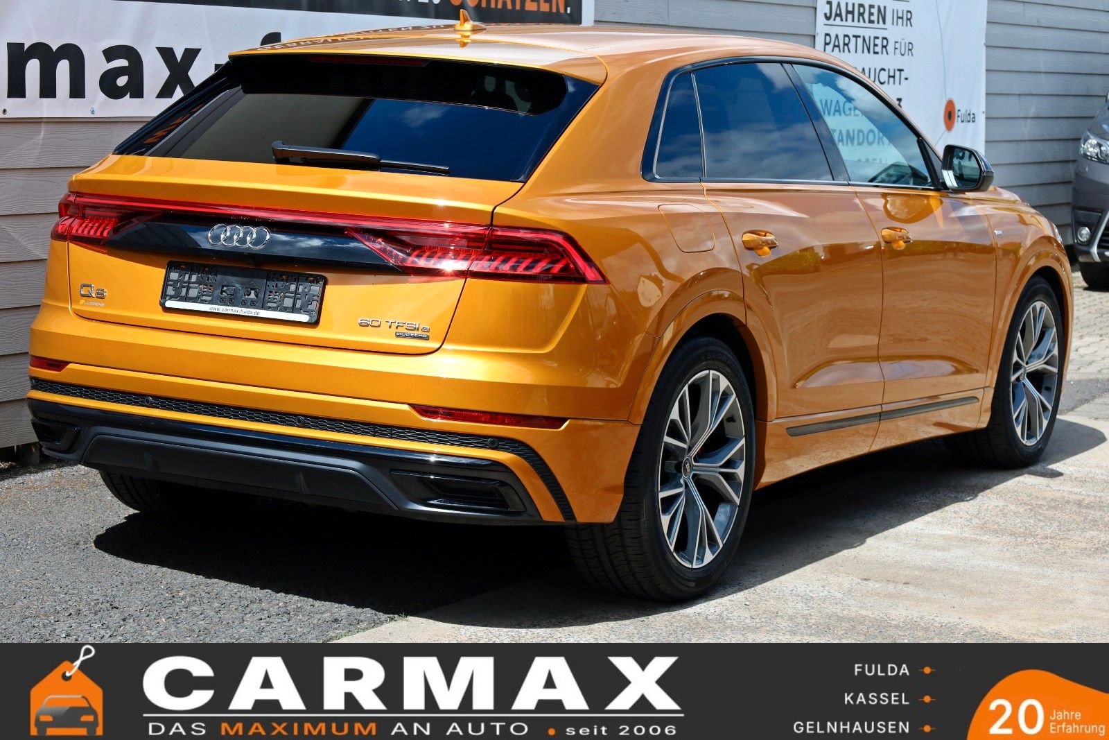 Fahrzeugabbildung Audi Q8 60 TFSI e quattro,S Line,Matrix, CarPlay, 21"