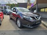 Nissan Qashqai Acenta 1,2 T* Navi *Cam* SHZ* Alu *99800 - gebrauchte Nissan Qashqai aus dem Jahr 2016