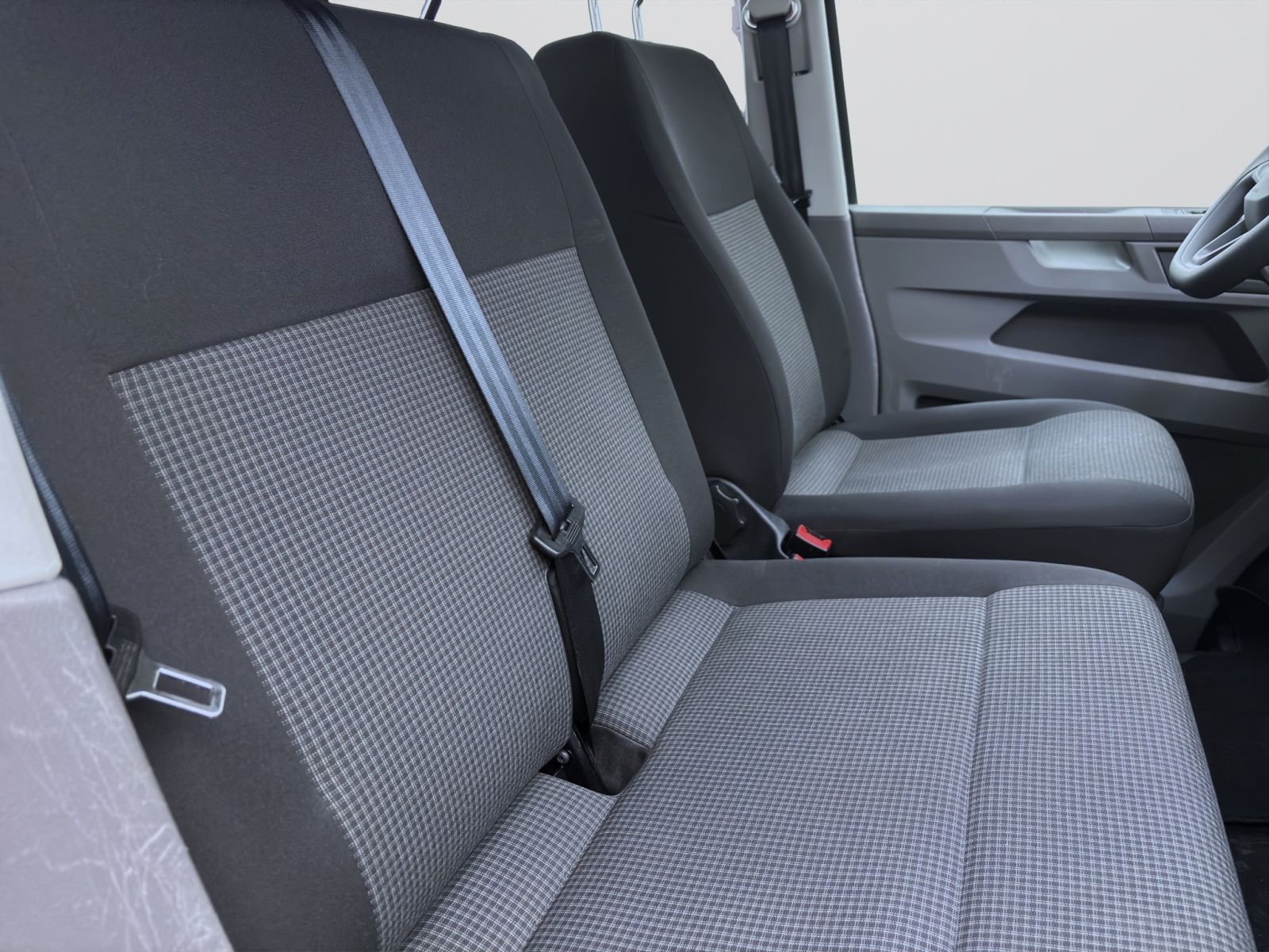 Volkswagen T6 Kombi - Bild 16