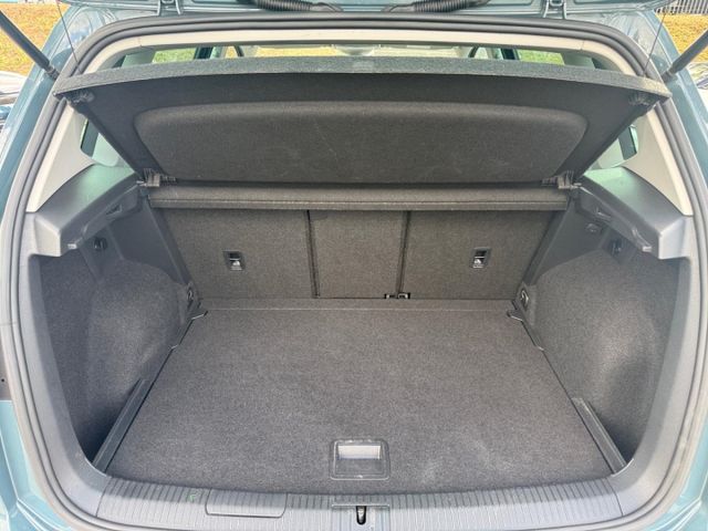 Golf Sportsvan 7 1.6 TDI IQ.DRIVE AHK-klappbar N