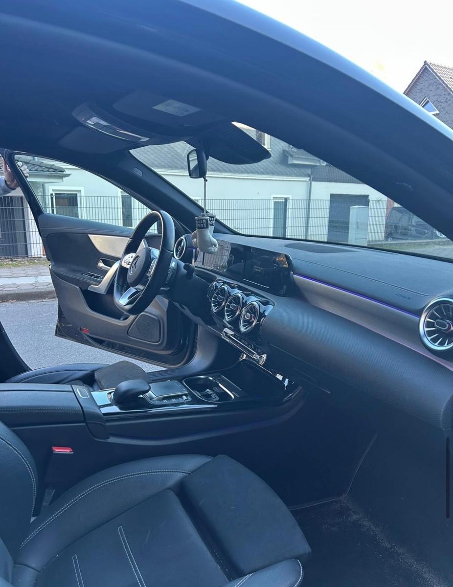 Mercedes-Benz A 250 e DCT Progressive