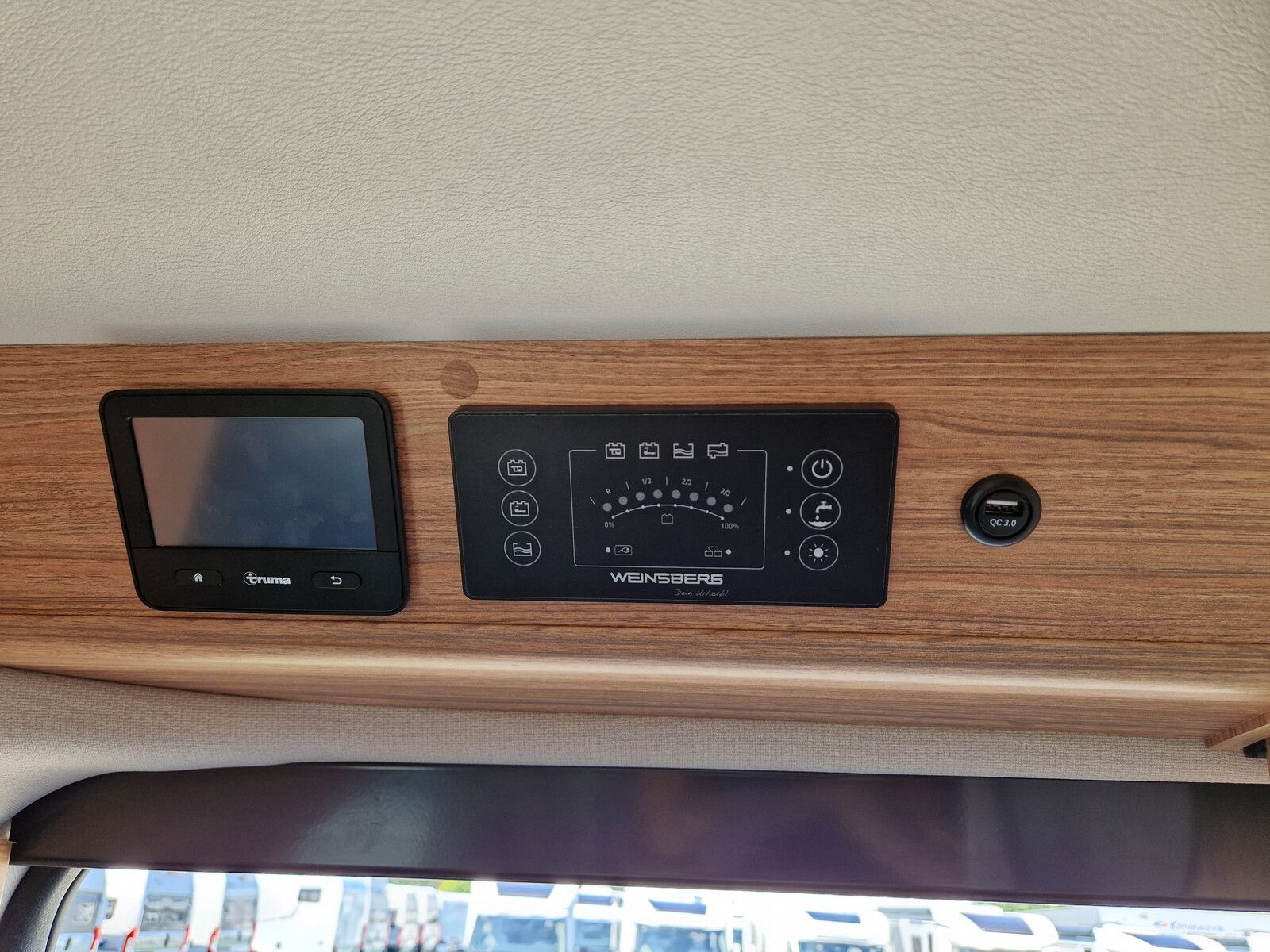 Fahrzeugabbildung Weinsberg CaraBus 600 ME AT, DuoControl Fußbodenheizung...