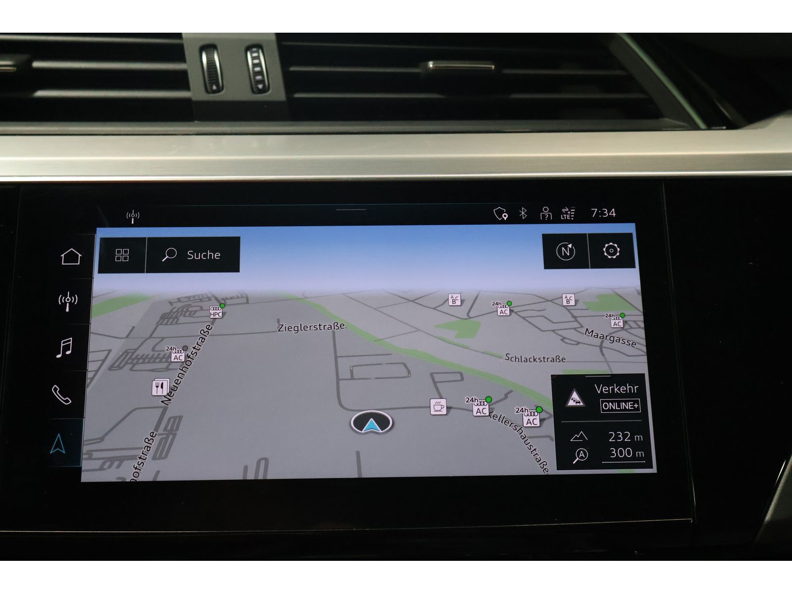 Audi Q8 e-tron - Bild 17