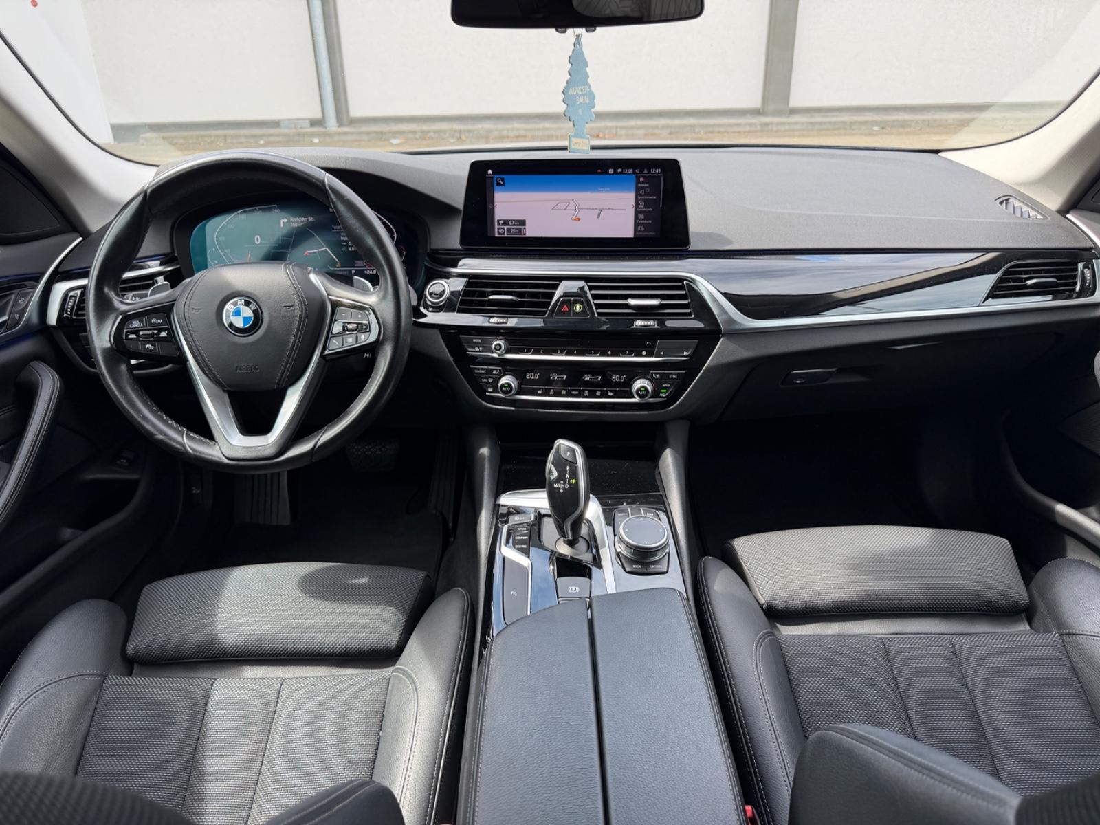 BMW 520D SPORT LINE 190CH BVA - HAYON ÉLECTRIQUE - VOLANT EN CUIR - SELLERIE CUIR - HISTORIQUE ENTRETIEN COMPLET BMW