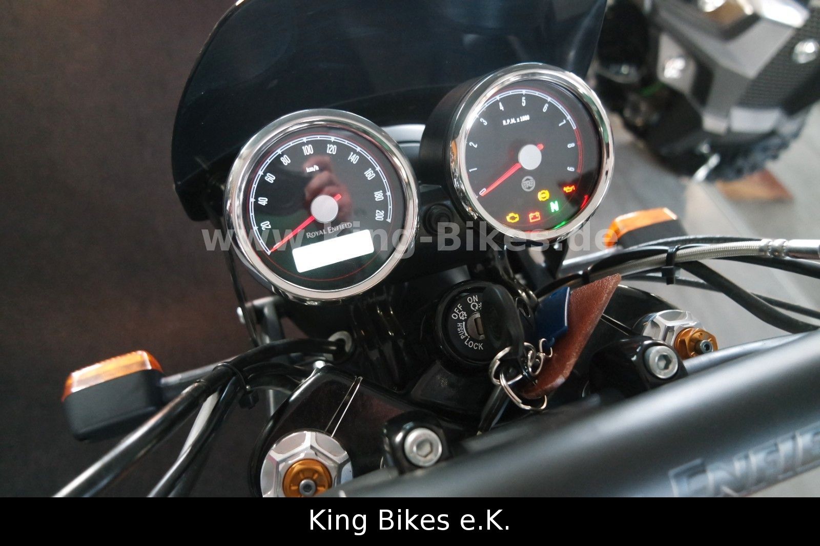 Fahrzeugabbildung Royal Enfield Interceptor 650 - Öhlins - Zard Auspuff - TOP -