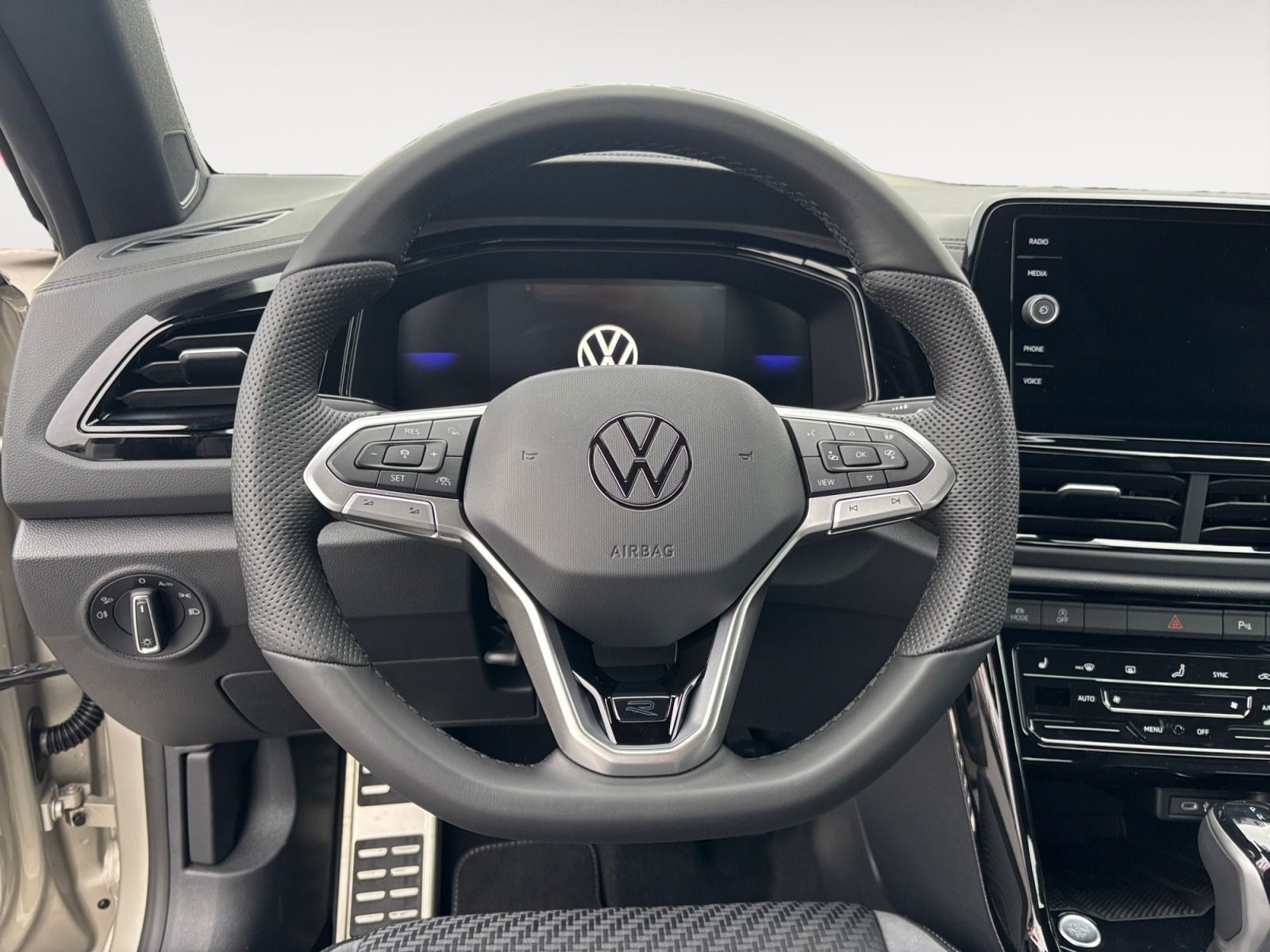 Volkswagen T-Roc - Bild 13