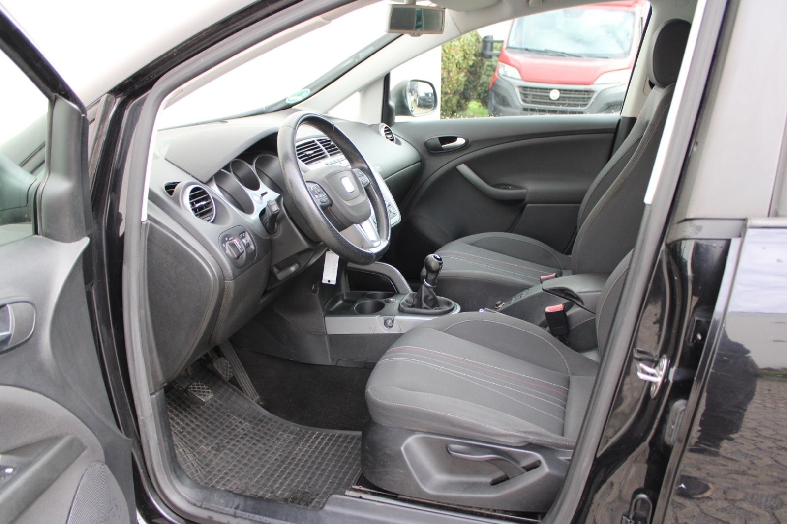Seat Altea XL 2012 — photo 20