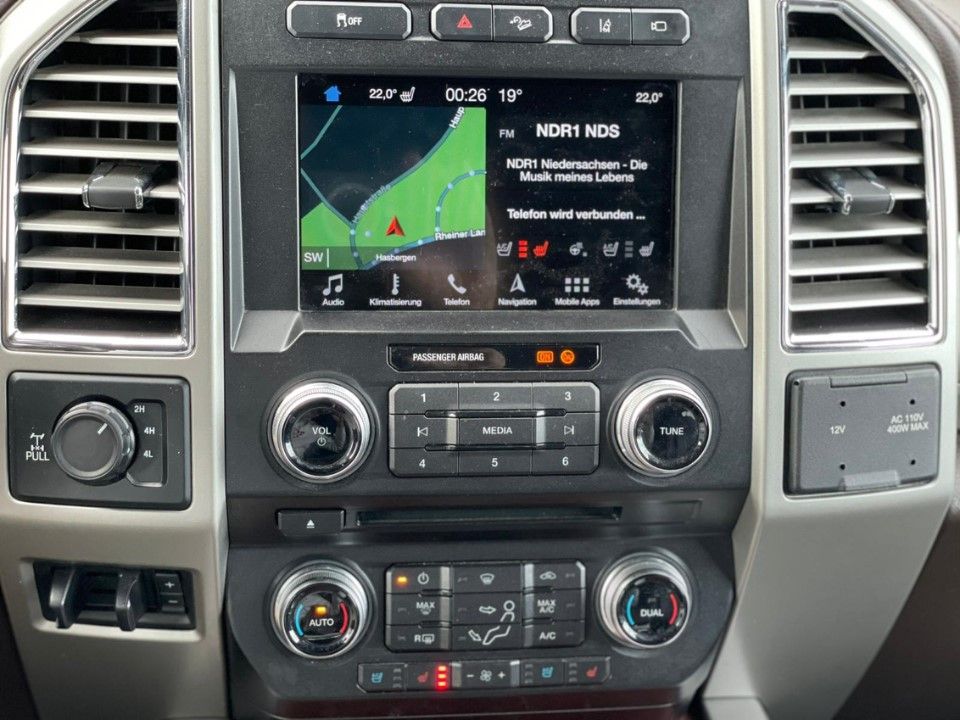 Fahrzeugabbildung Ford F 250 6.2 SuperDuty Pano Standh KingRanch