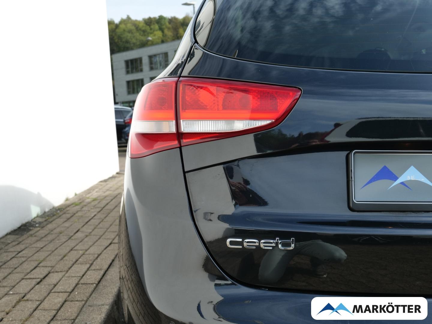 Kia Ceed 1.6 CRDi Sportswagon Spirit AHK/CAM/SHZ