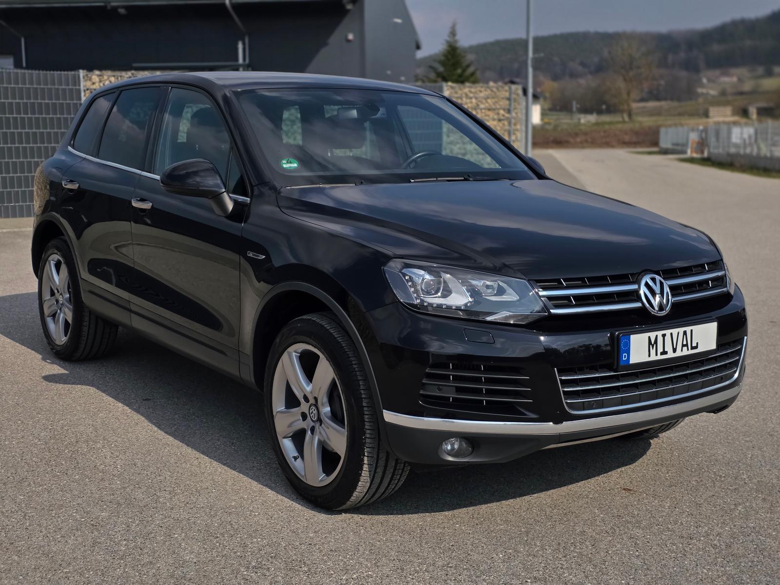 Volkswagen Touareg 3.0 V6 TDI/Allrad/AHK/Memory/Alcantara