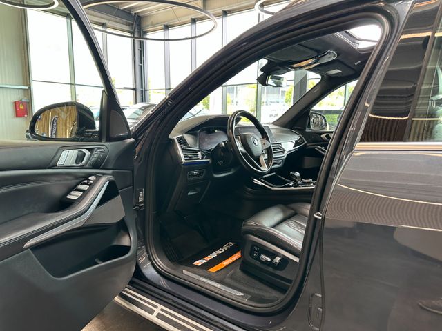 MYAUTOCENTER – Gebraucht- und Jahreswagen mit Werkstattservice in Pfaffenhofen BMW X7 *PANO(SKYLOUNGE)*HEADUP*6SITZER*5-ZONEN*VOLL*