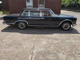 Mercedes-Benz 600