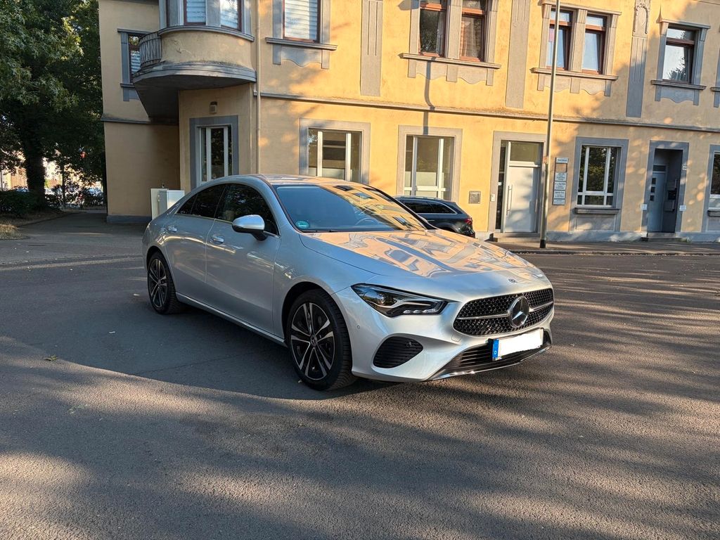 Image of Mercedes-Benz CLA 180