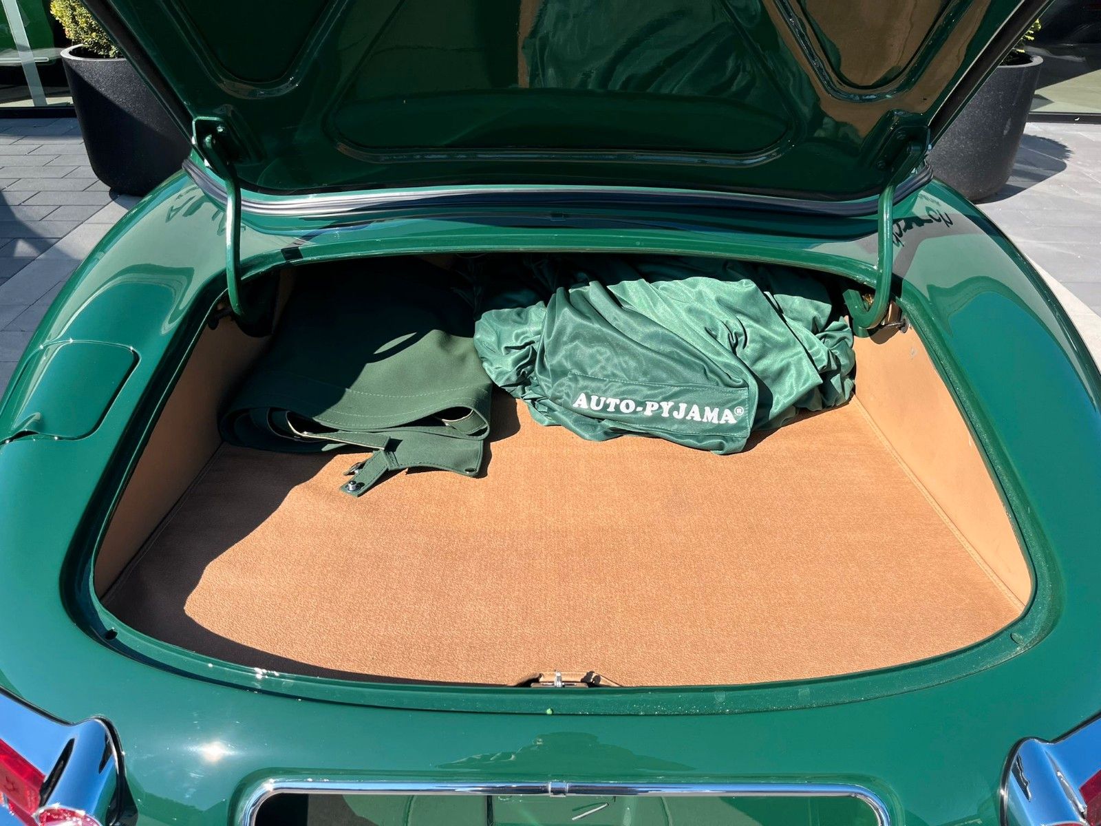 Fahrzeugabbildung Jaguar E-Type 3.8 OTS Serie 1 Cabriolet*Gut+*