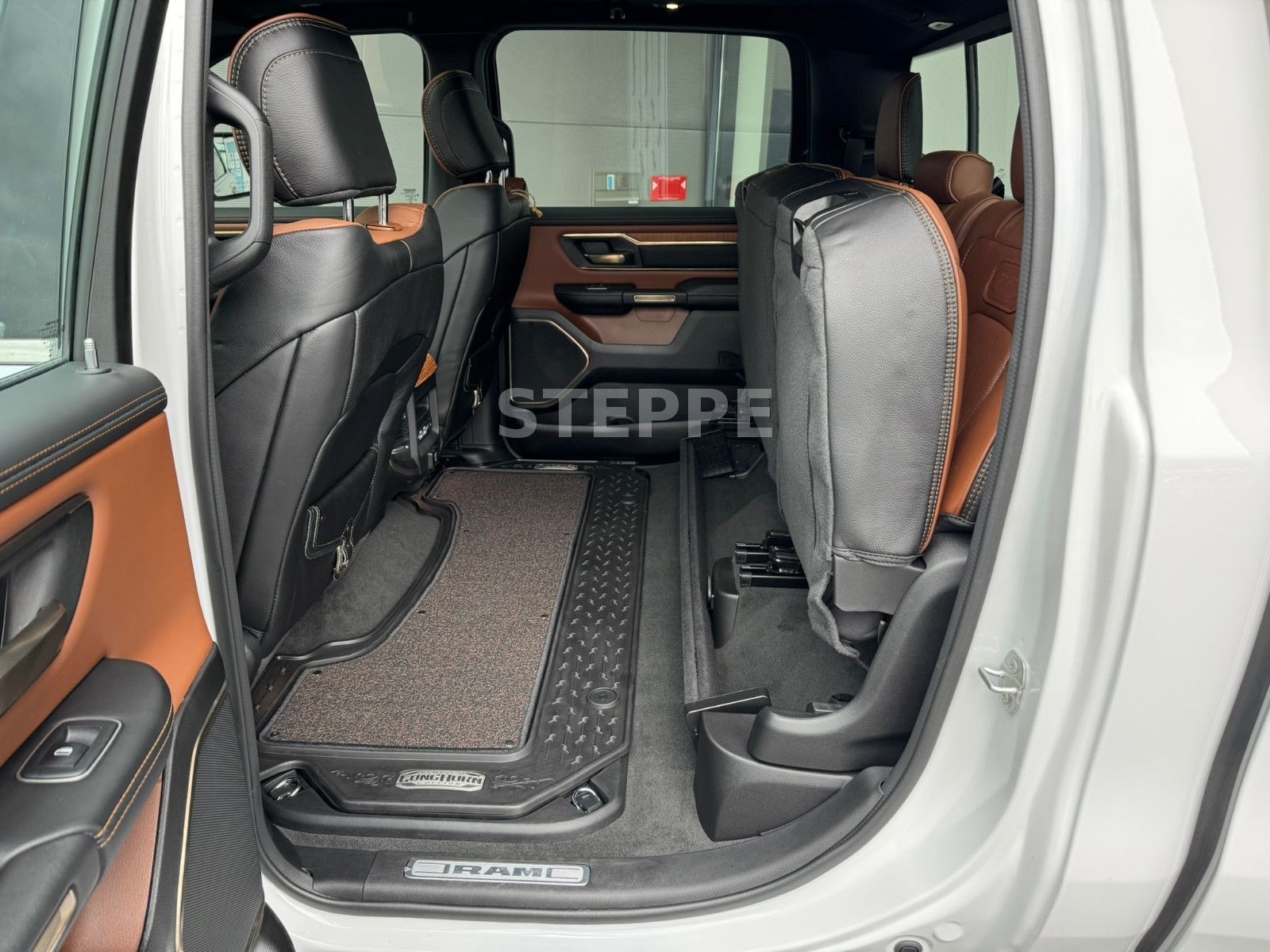 Dodge RAM 1500 5,7 V8 LONGHORN Luftfederung LPG AHK