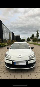 Renault Megane - Renault Megane Gebrauchtwagen in Freiburg