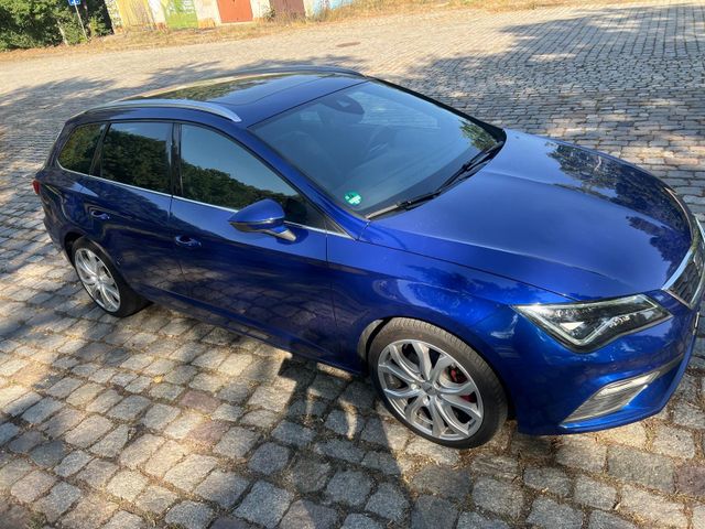 Seat Leon ST 2.0 TDI 135kW FR DSG FR