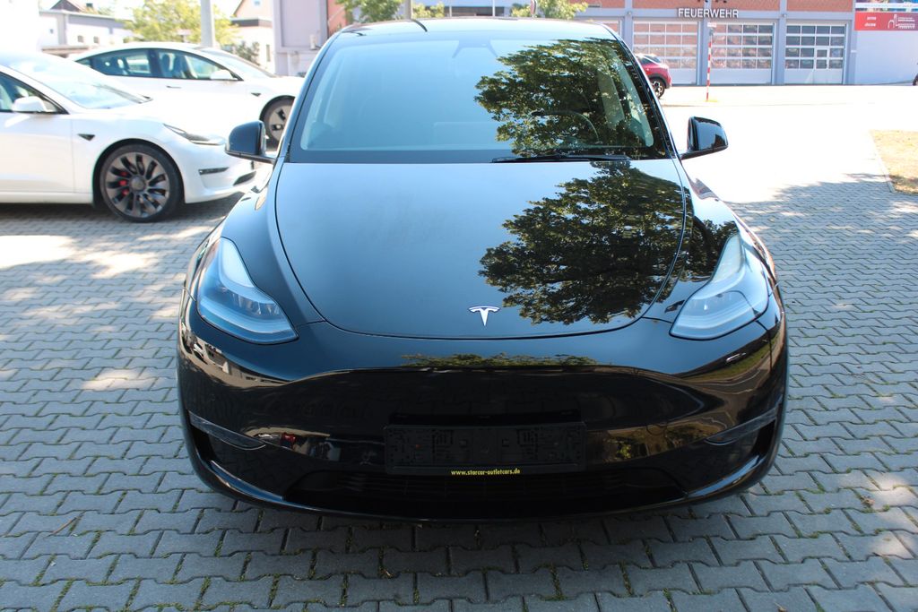Image of Tesla Model Y