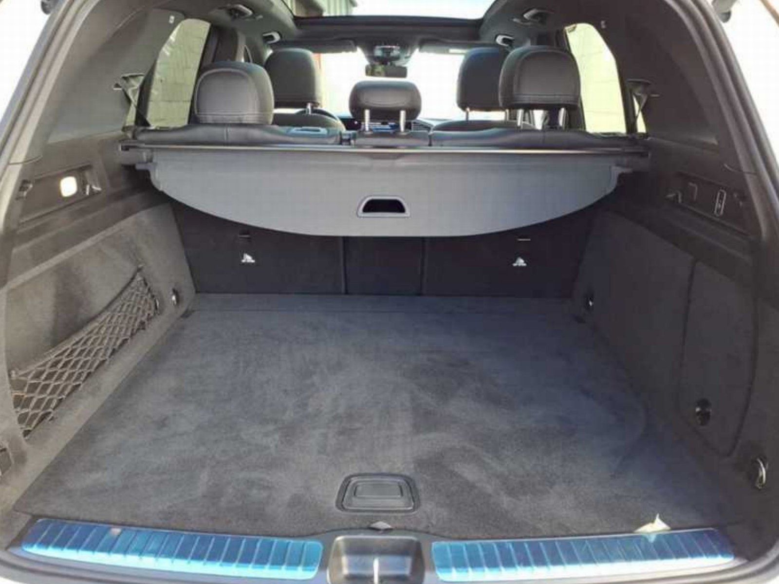 Fahrzeugabbildung Mercedes-Benz GLE 53 AMG Prem AHK ExclusivNappa DISTRO Standhz
