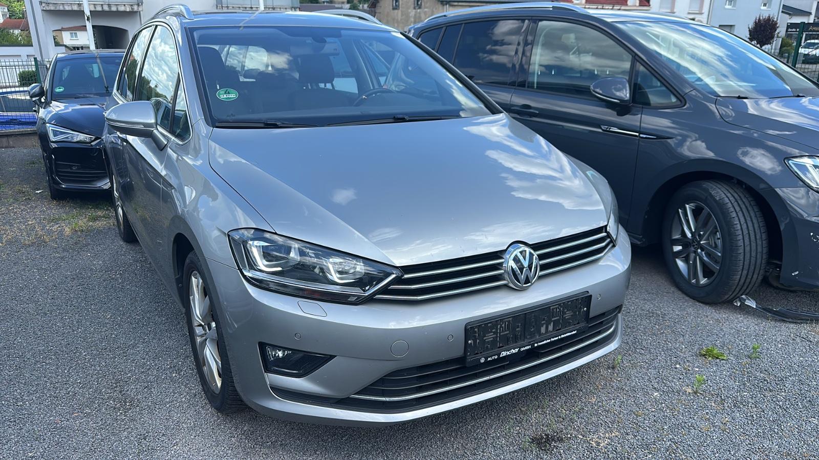Volkswagen Golf SPORTSVAN HIGHLINE BMT KAMERA + SHZ