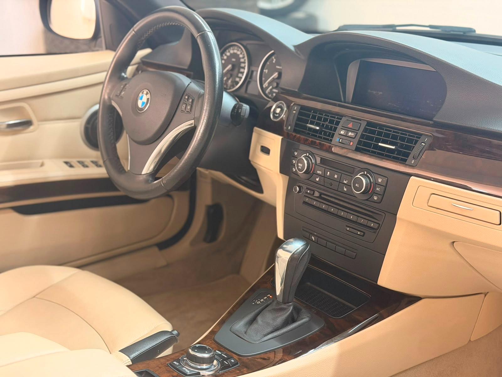 BMW 330d Cabrio *KEYLESS*XENON*NAVI*MEMORY*HIFI