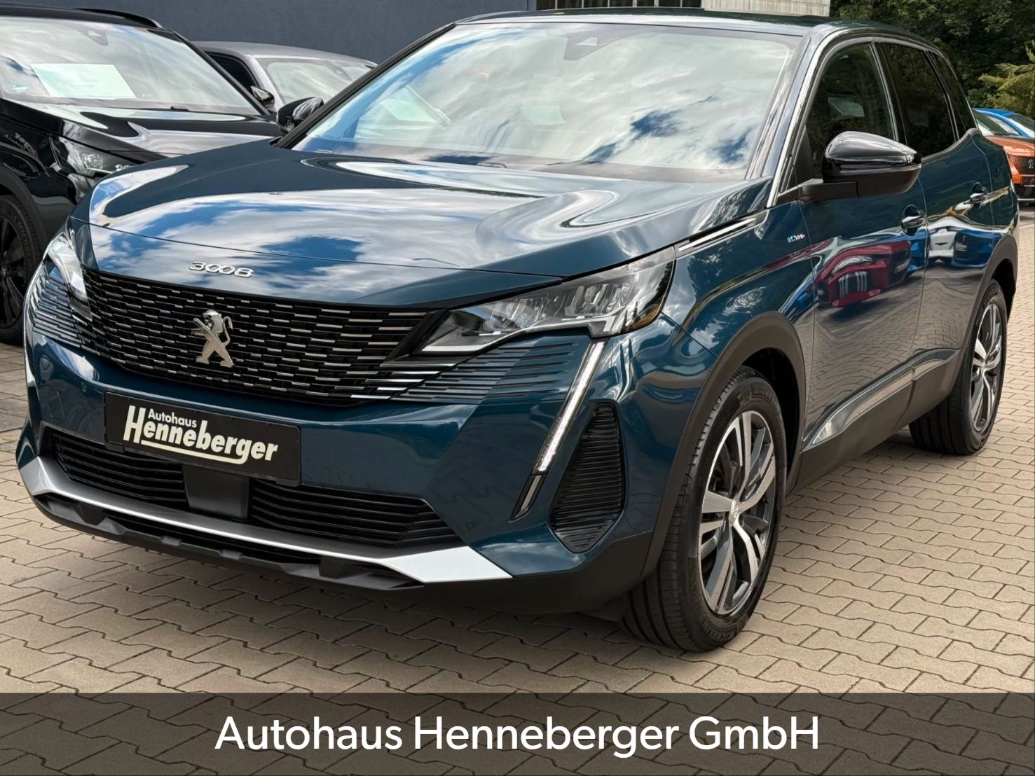 Peugeot 3008 Plugin-Hybrid 225 Allure | Navi | SHZ |