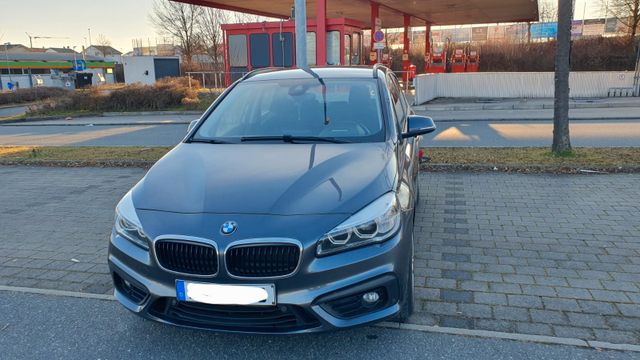 BMW 218 Active Tourer 218d Advantage Adva...