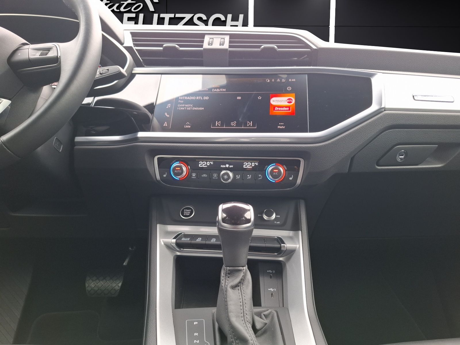 Fahrzeugabbildung Audi Q3 40 TDI quattro S-line S-tronic LED AHK Navi A