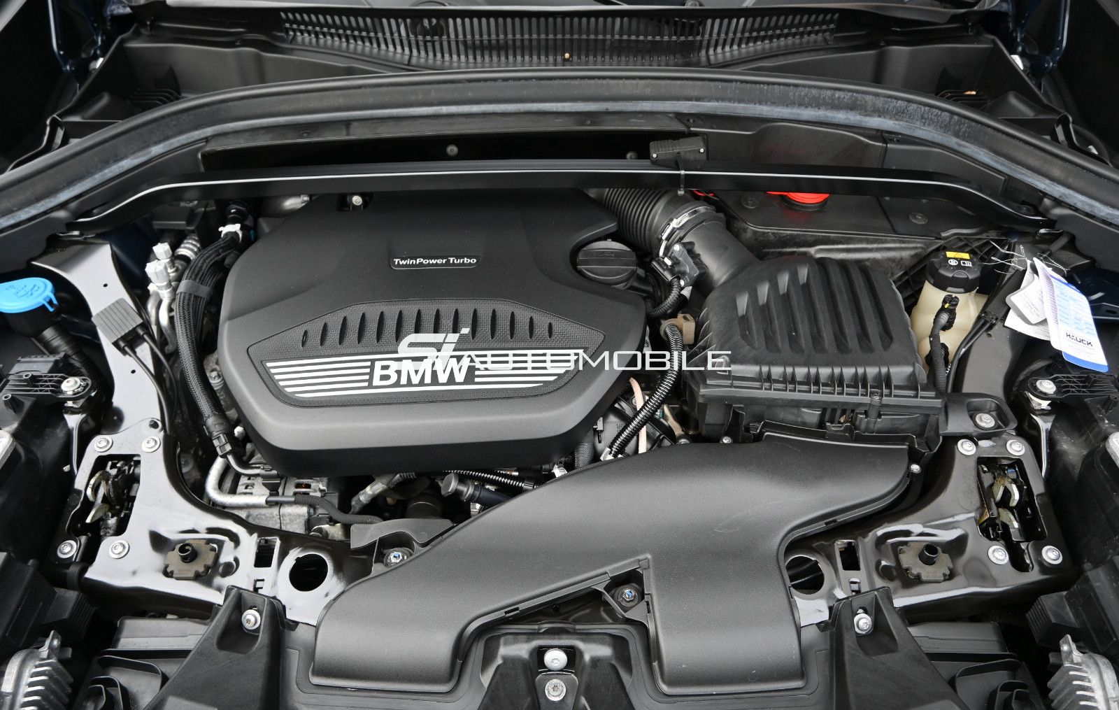 Fahrzeugabbildung BMW X1 xDr20d SPORT °AHK°KAMERA°LEDER°MEMO°NAVI°PANO