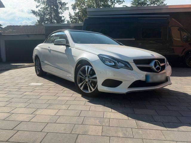 MERCEDES-BENZ Mercedes E 200 Cabriolet