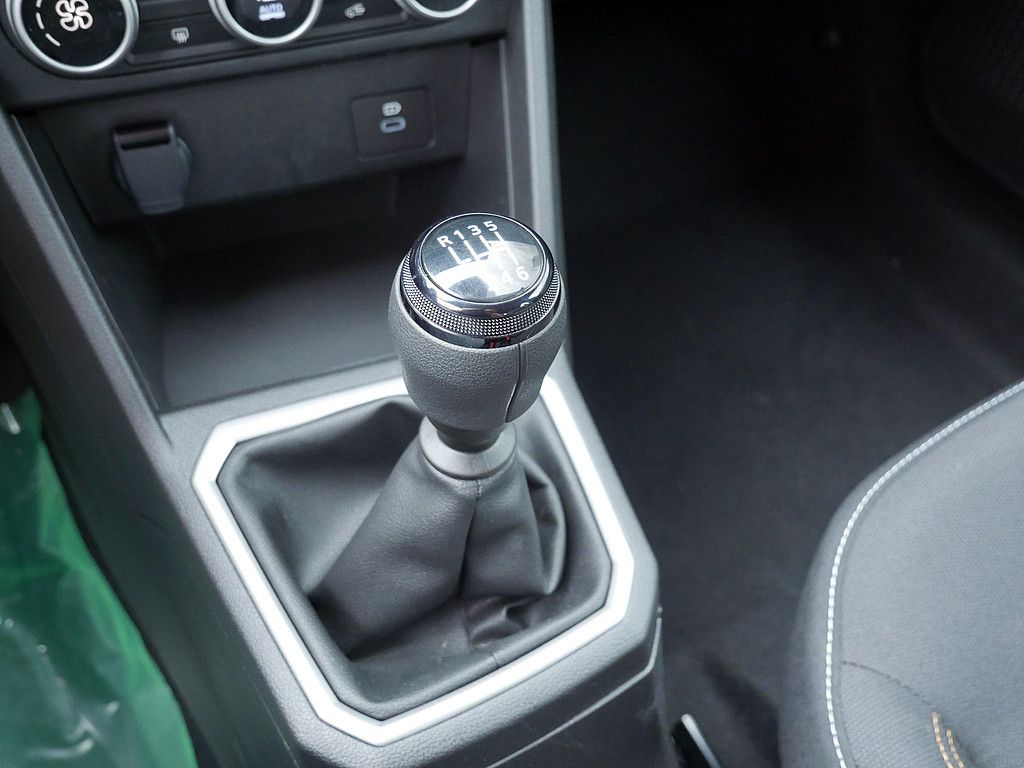 Fahrzeugabbildung Dacia Sandero Stepway Expression TCe 90