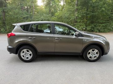 Toyota RAV 4 - 6