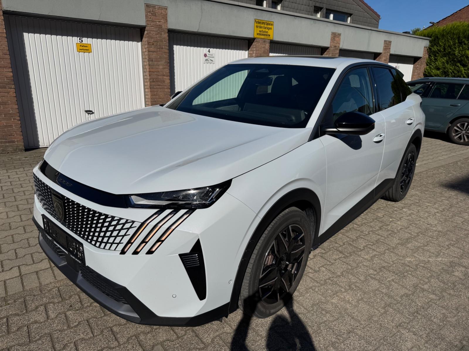 Peugeot 3008 Hybrid 136 Allure-Navi-LED-Panorama-360 Kam