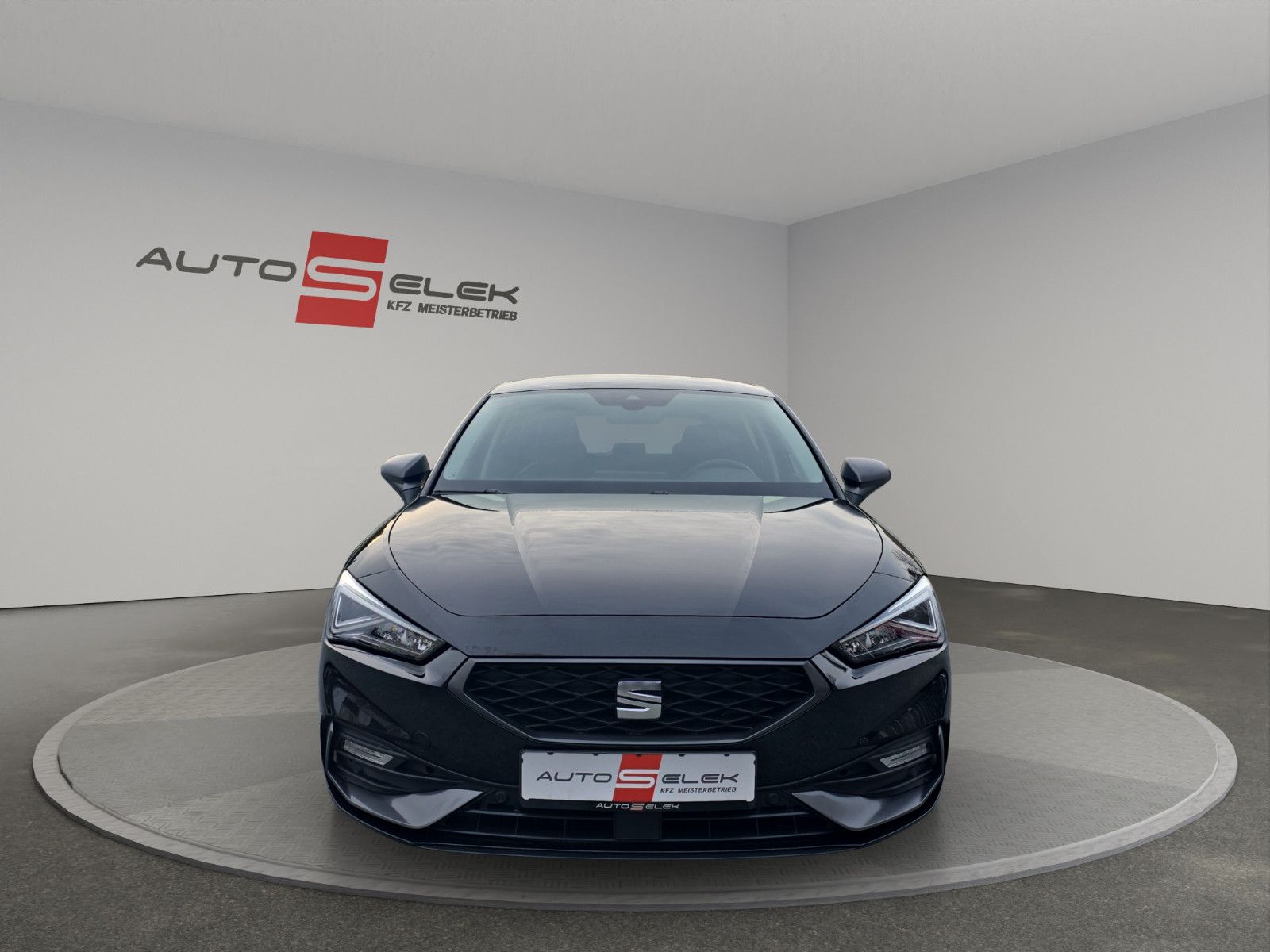Fahrzeugabbildung SEAT Leon FR+Fahrassistenz+Voll-LED+Digital Cockpit