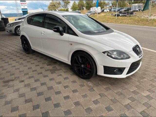 SEAT LEON - CUPRA R - 265 CV - BVM - TOIT OUVRANT