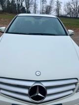 Mercedes-Benz C 180 CGI BlueEFFICIENCY ELEGANCE Autom. ELE... - Mercedes-Benz C-Klasse: Elegance