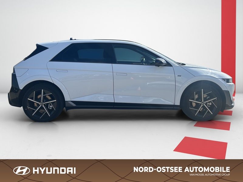 Fahrzeugabbildung Hyundai IONIQ 5 FL Nine X Pano-Glasdach Park-P Sitz-P