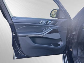 BMW X7 - 11