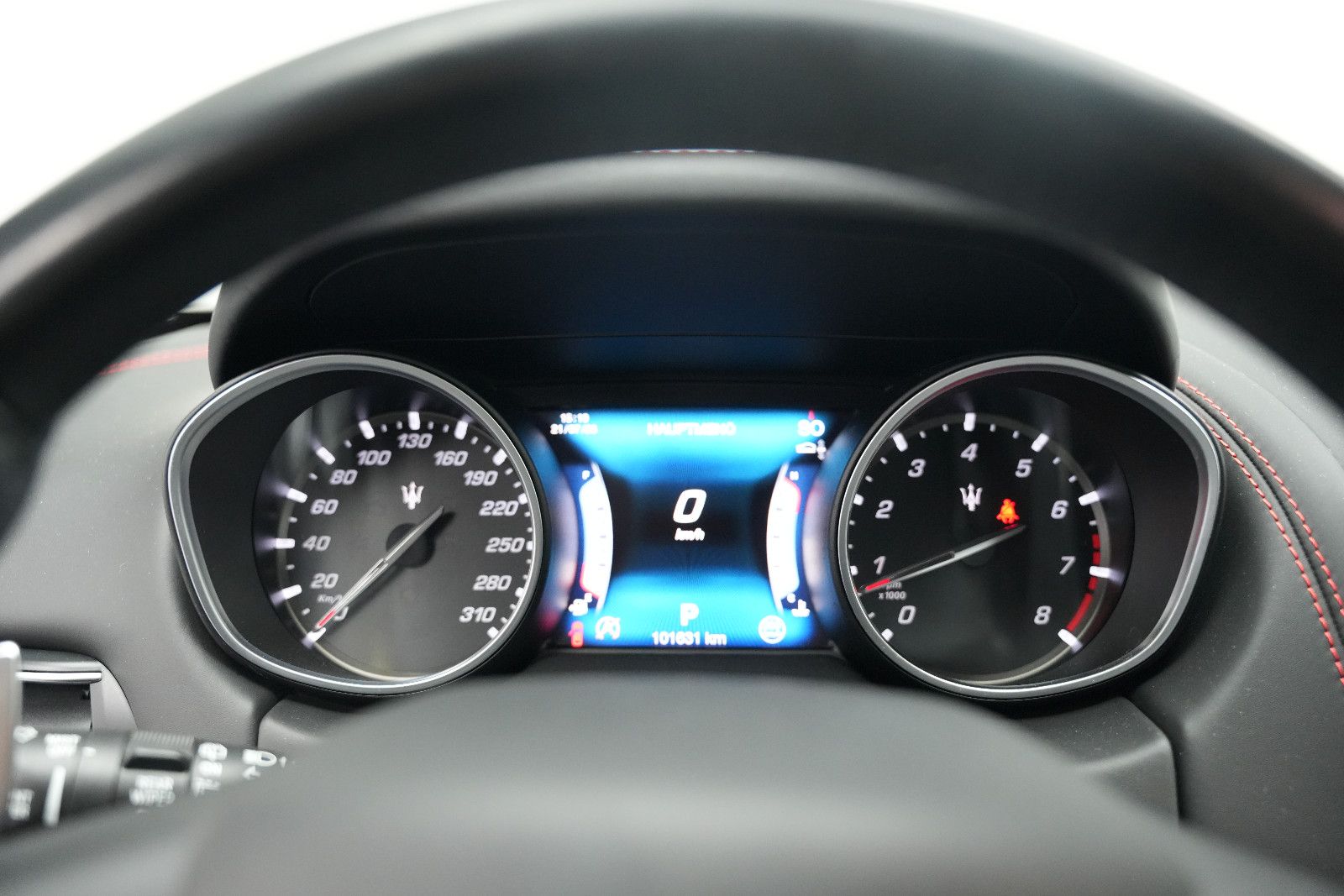 Fahrzeugabbildung Maserati Levante S/CARBON/HARMAN-KARDON/KAMERA/BRD
