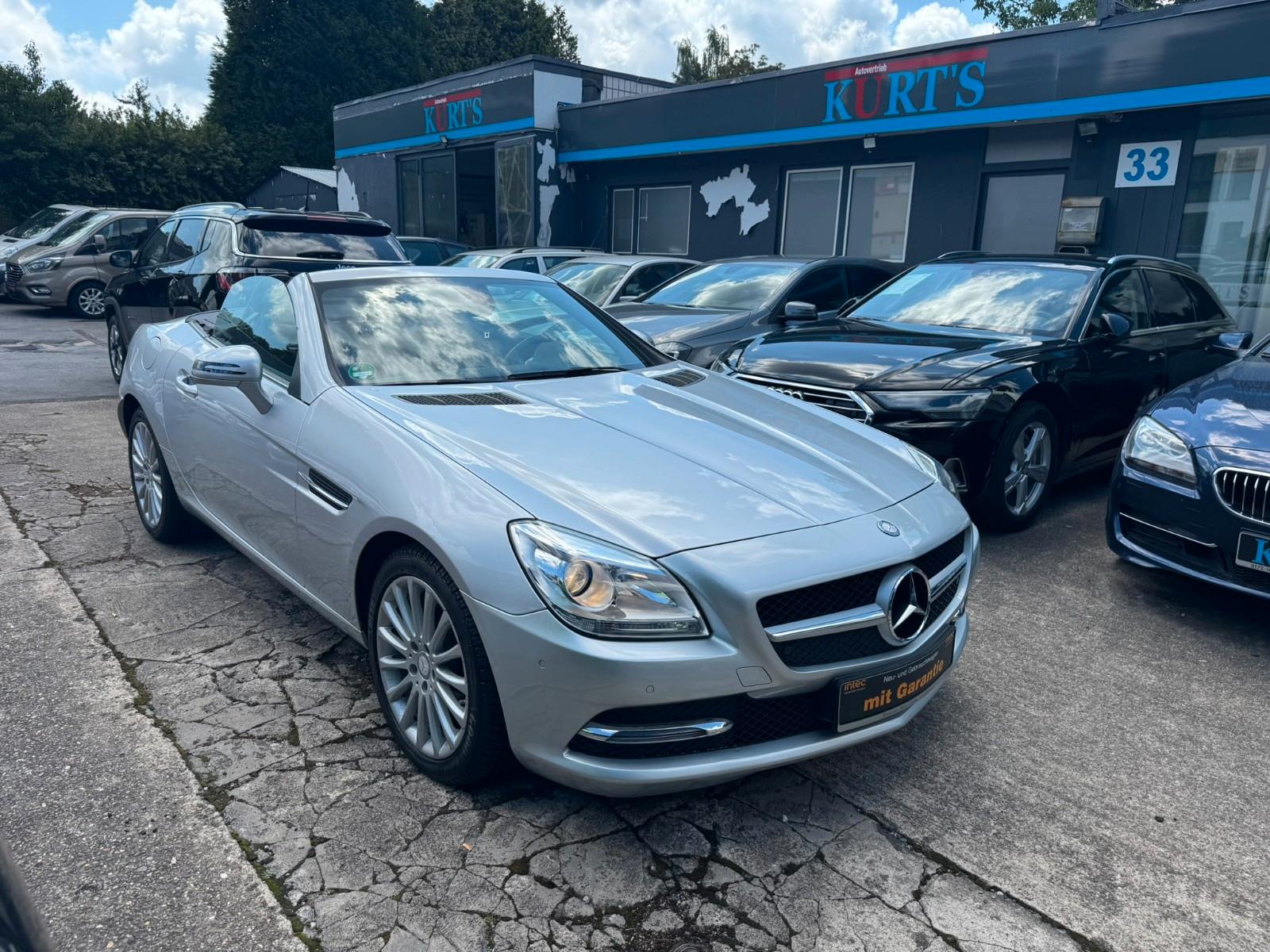 Mercedes-Benz SLK 200Roadster/BlueEfficiency/Nur 16TKM/S-Heft